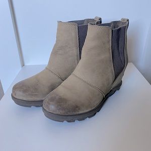 Sorel Joan of arc wedges